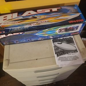 Traxxas Blast remote control